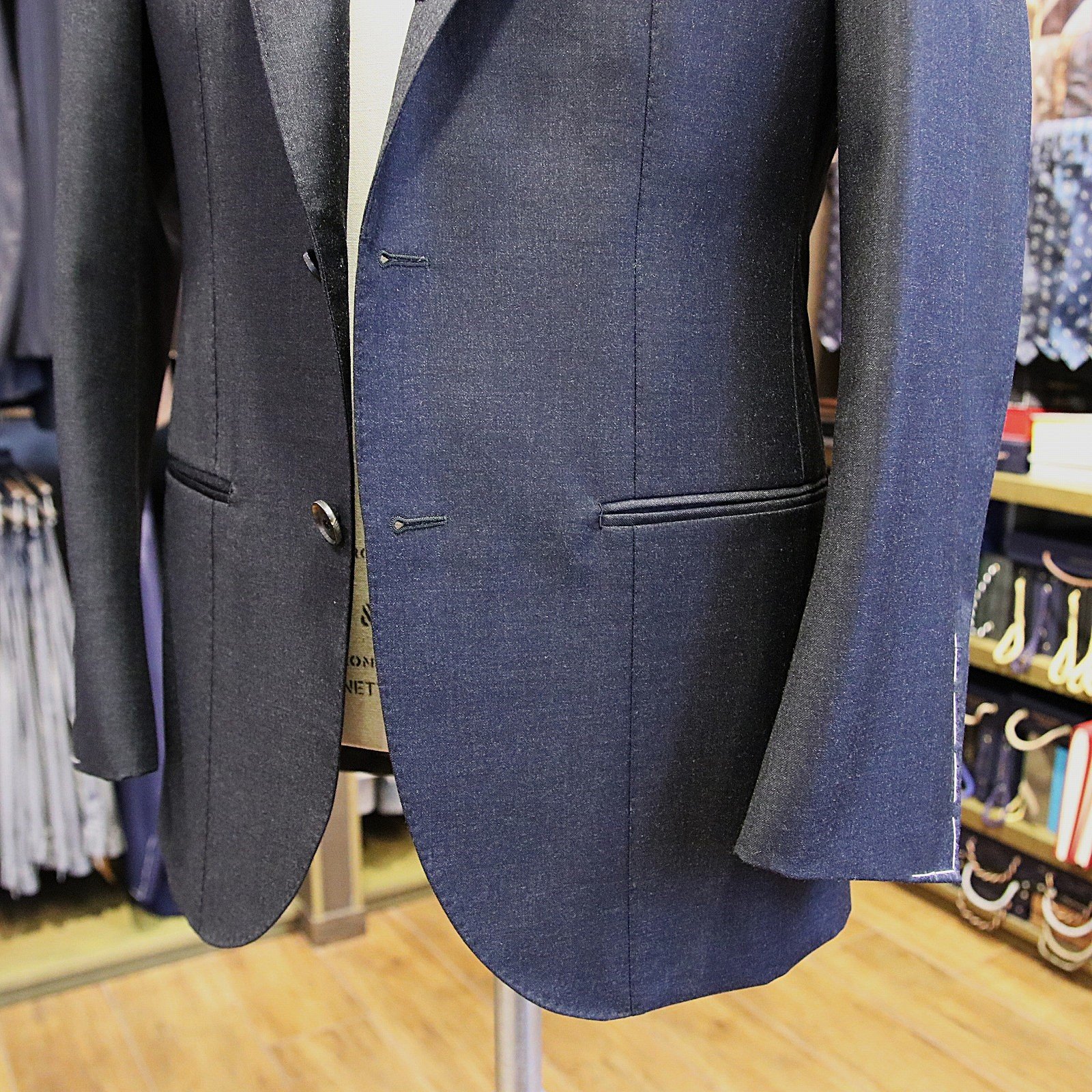 SUIT | Item