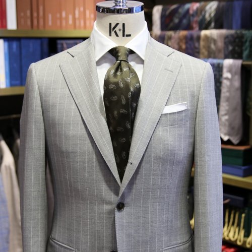 25SS_DR_ASCOT_SUIT_3.jpg