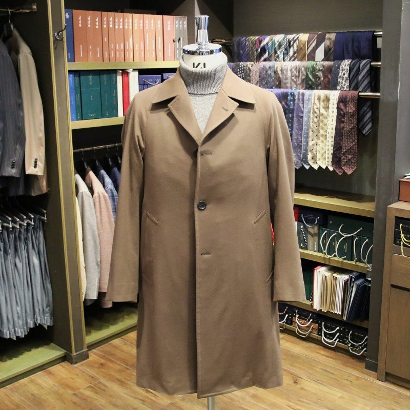 MODEL：SINGLE RAGLANSLEEVE COAT
FABRIC：LORO PIANA　100％CASHMERE